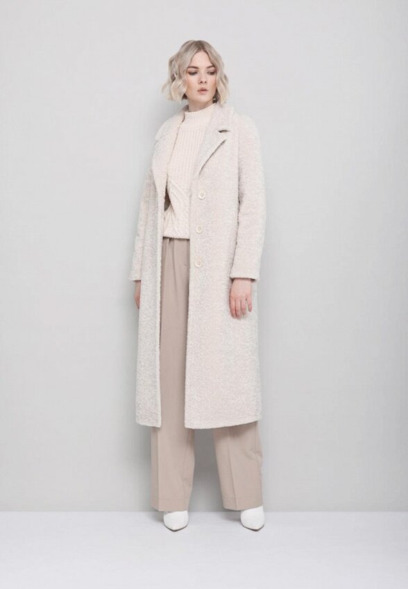 Пальто меховое Alef