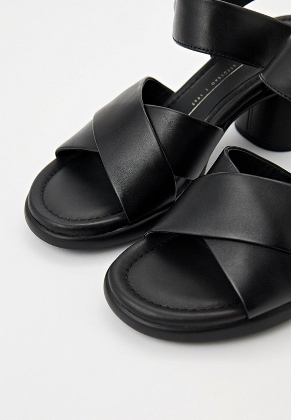 Босоножки Ecco