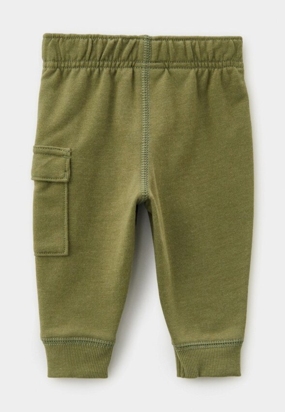 Костюм спортивный Carter’s