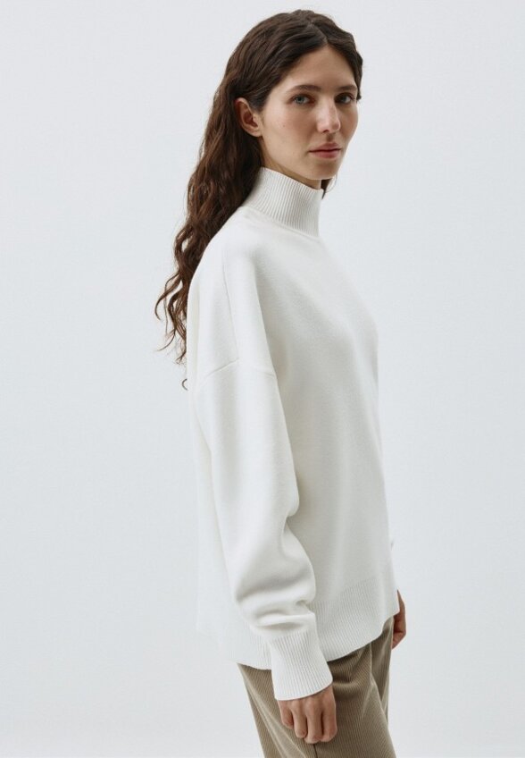 Свитер Sela