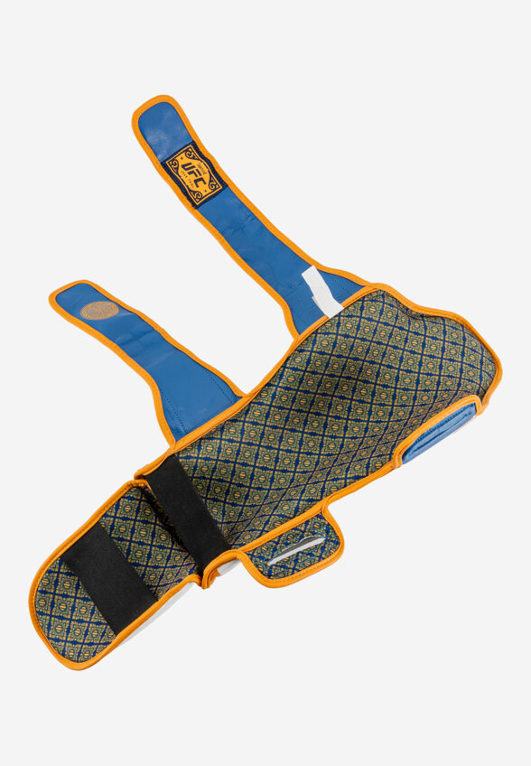 Защита голени UFC Premium True Thai, Белый