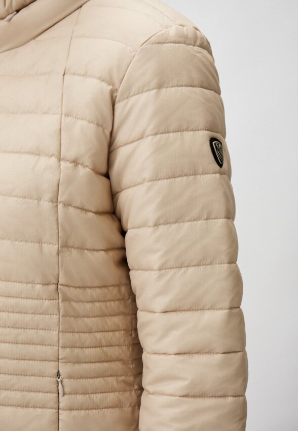 Куртка стеганая EA7