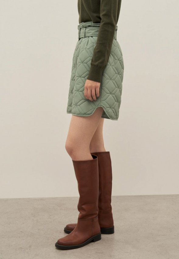 Шорты Finn Flare