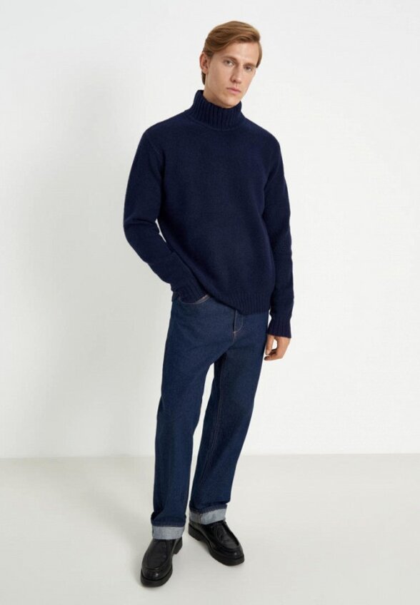 Свитер Finn Flare