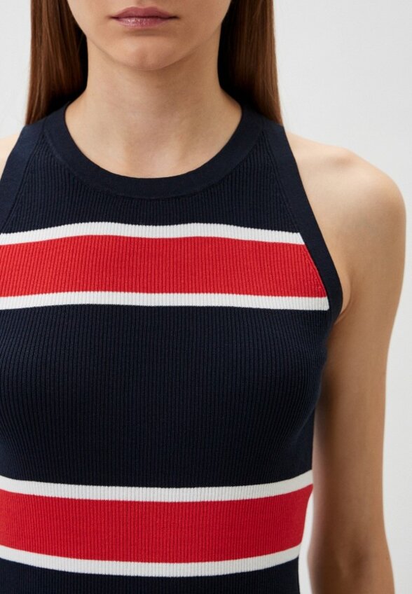 Топ Love Moschino