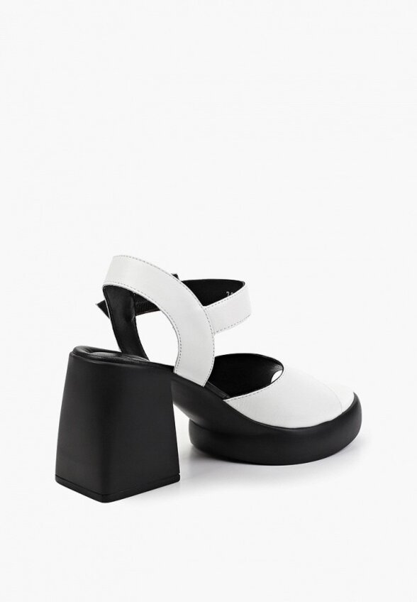 Босоножки Dakkem