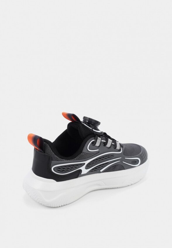 Кроссовки Shuzzi