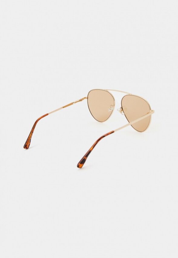 Очки солнцезащитные Ruxara