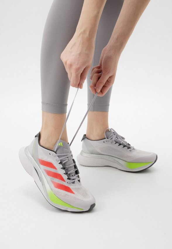 Кроссовки adidas