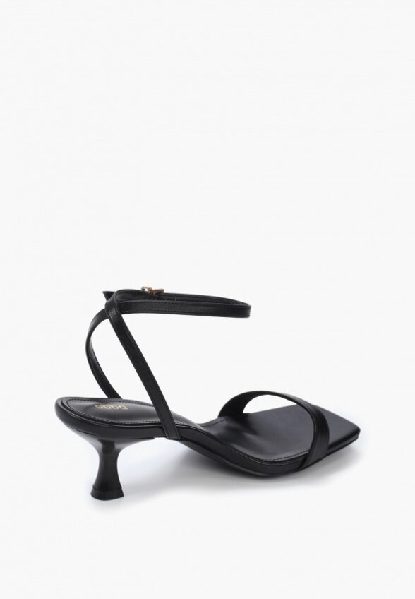 Босоножки Obba