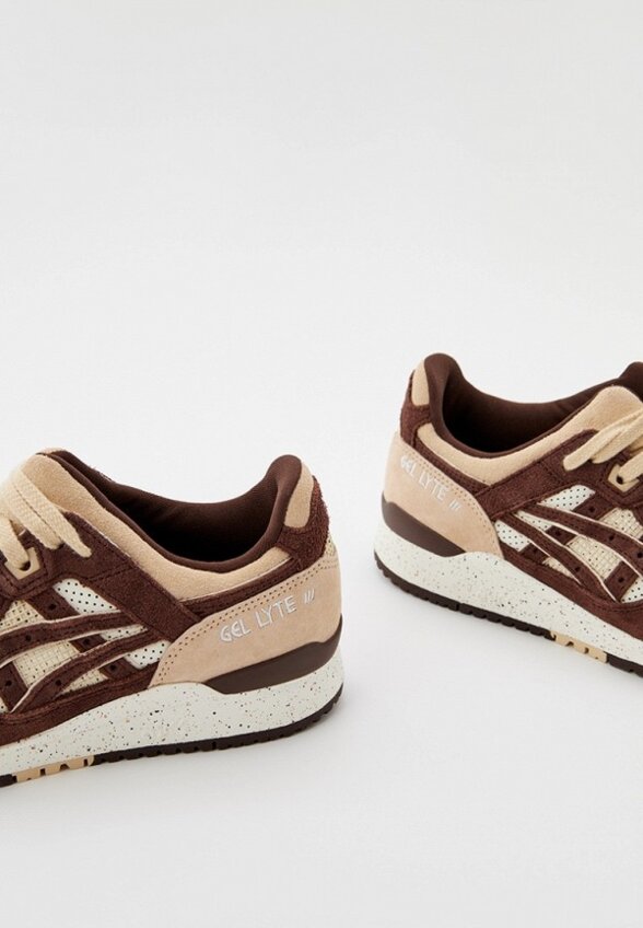 Кроссовки ASICS