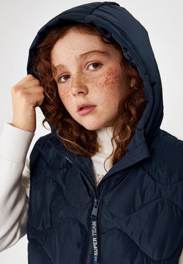 Жилет утепленный Acoola