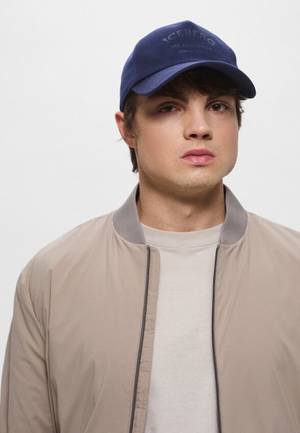 Бейсболка Iceberg