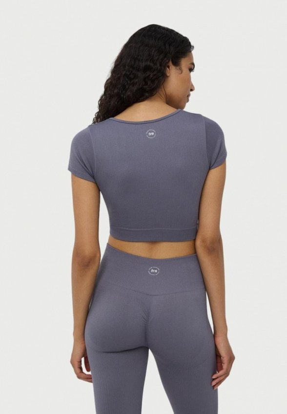 Футболка Terranova