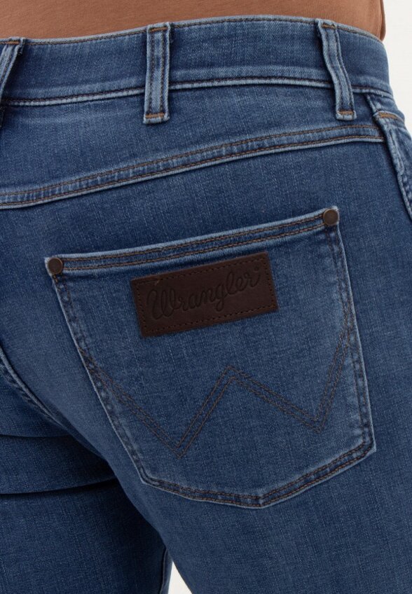 Джинсы Wrangler