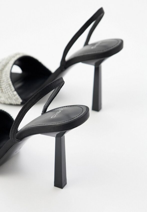 Босоножки Mango