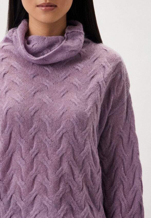 Свитер Caractere