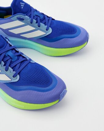Кроссовки adidas мужчинам