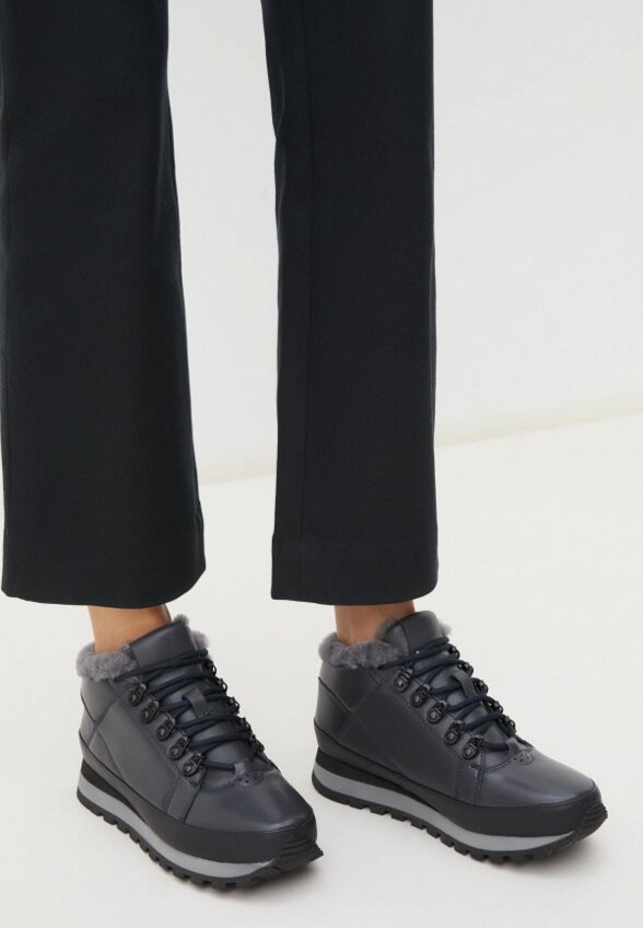 Кроссовки Maison David