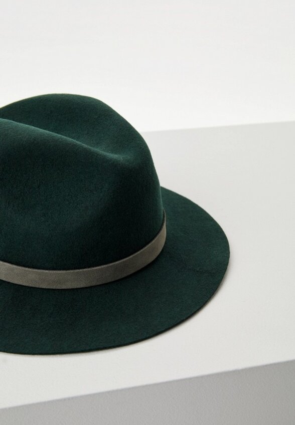 Шляпа Emporio Armani