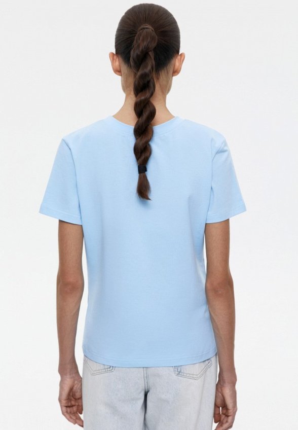 Футболка Charmstore