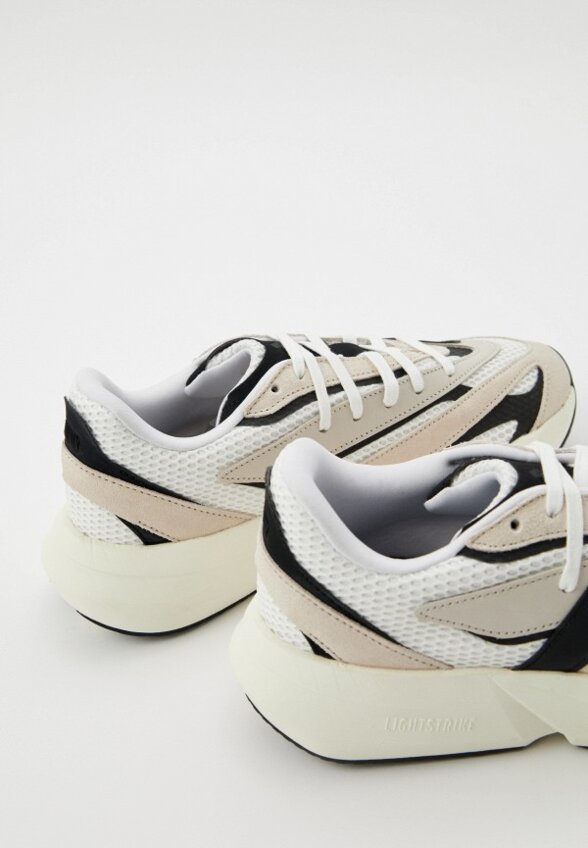 Кроссовки adidas