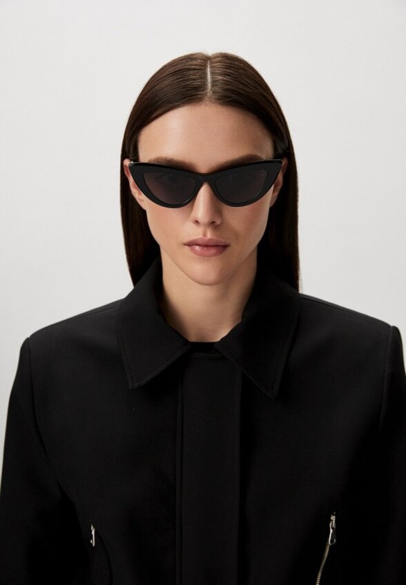 Очки солнцезащитные Balmain