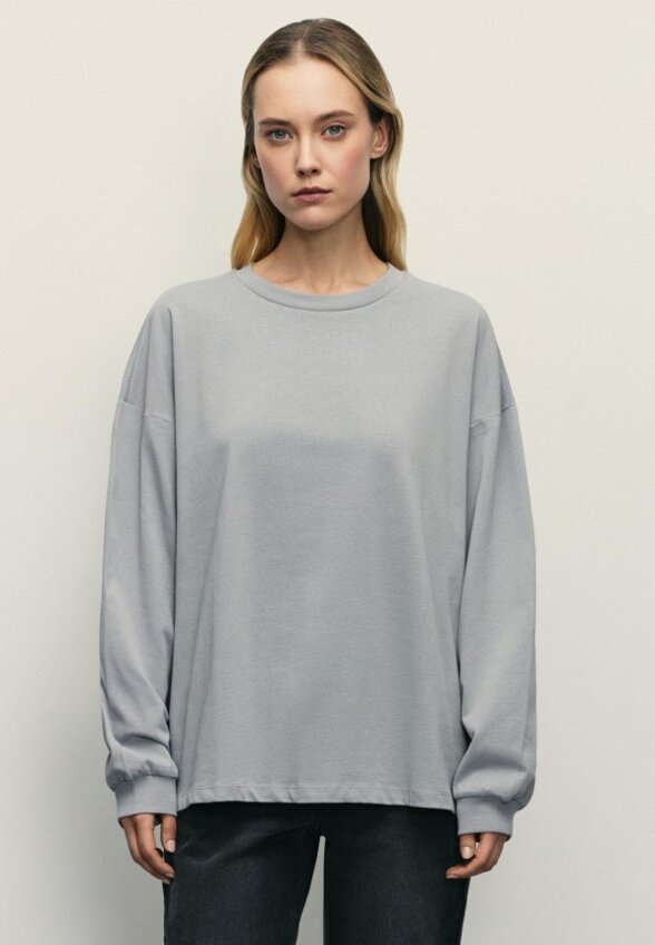 Свитшот Zarina