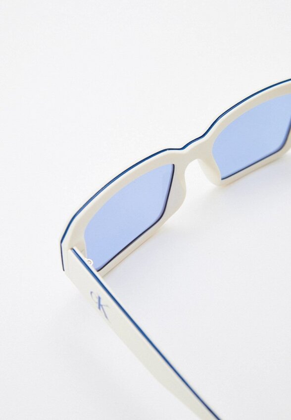 Очки солнцезащитные Calvin Klein Jeans