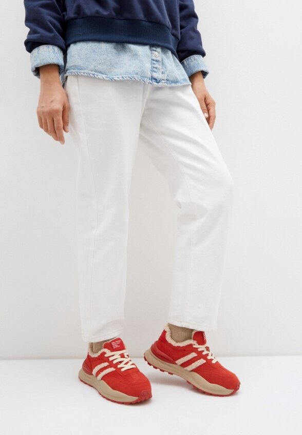 Кроссовки Escan