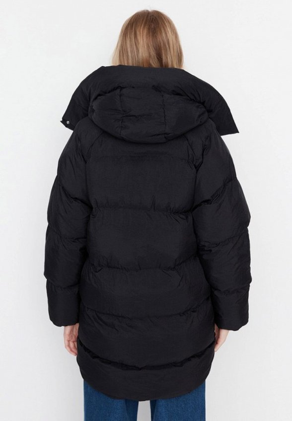 Куртка утепленная Trendyol