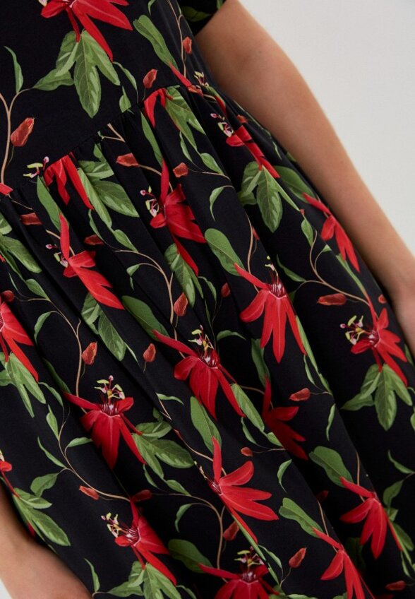 Платье Belucci