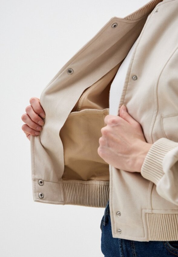 Бомбер LC Waikiki