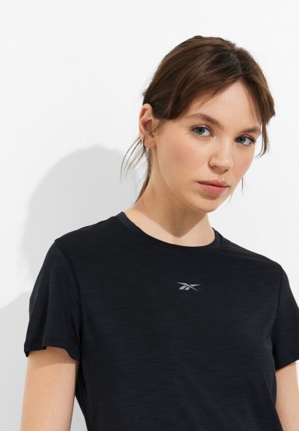 Футболка спортивная Reebok