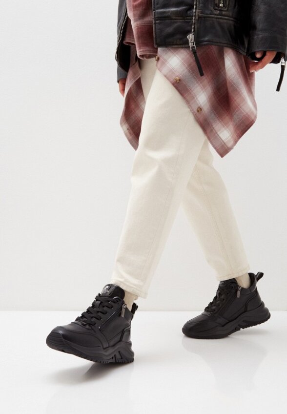 Кроссовки Pierre Cardin