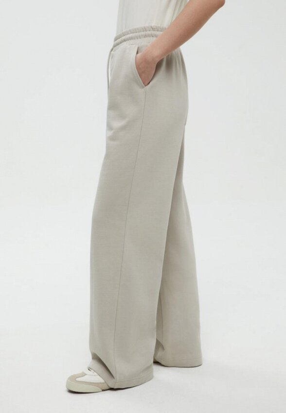 Брюки спортивные Finn Flare