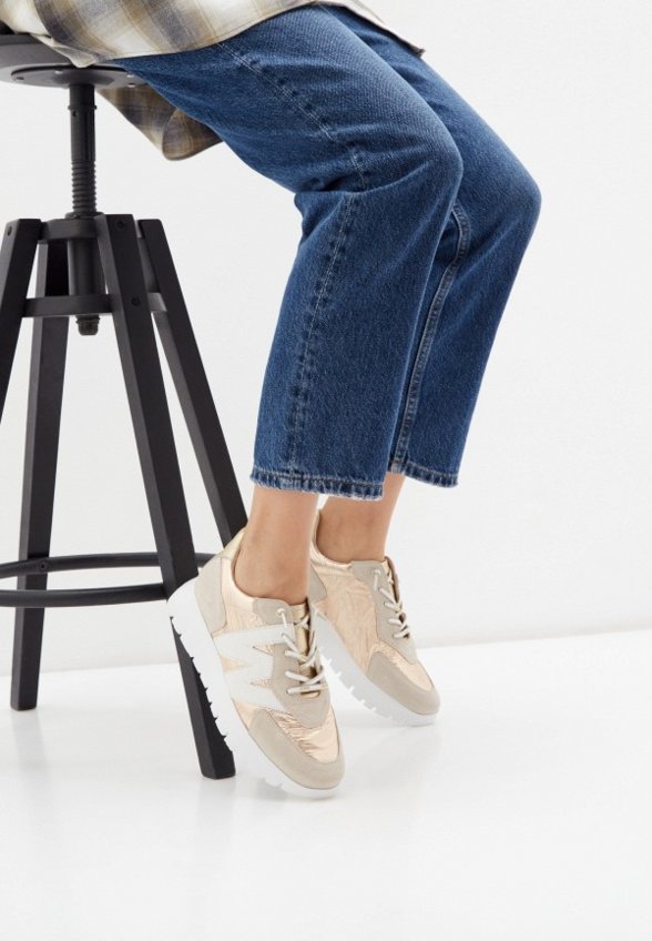 Кроссовки Wonders