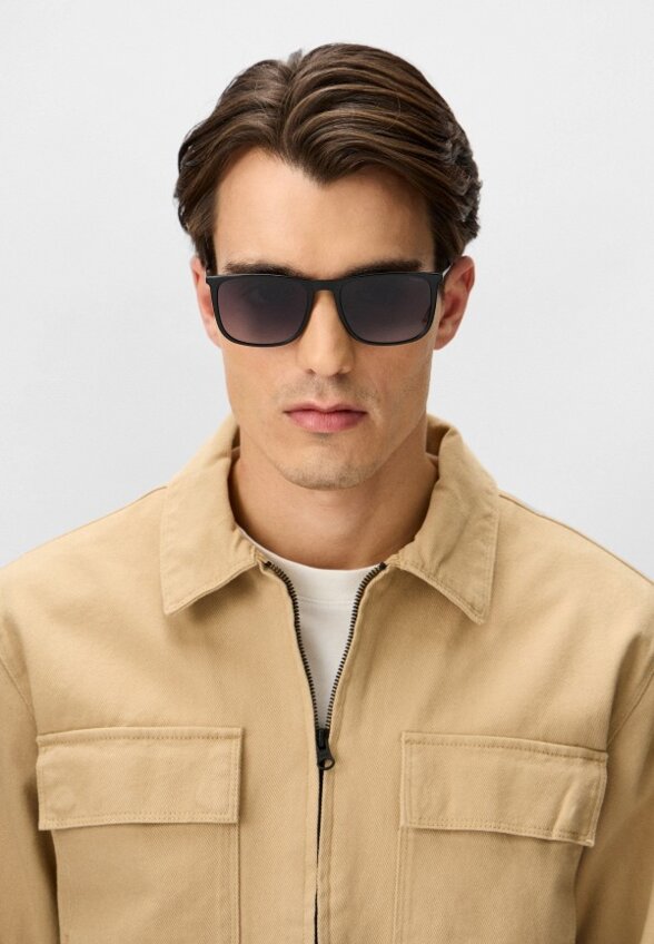 Очки солнцезащитные Hugo