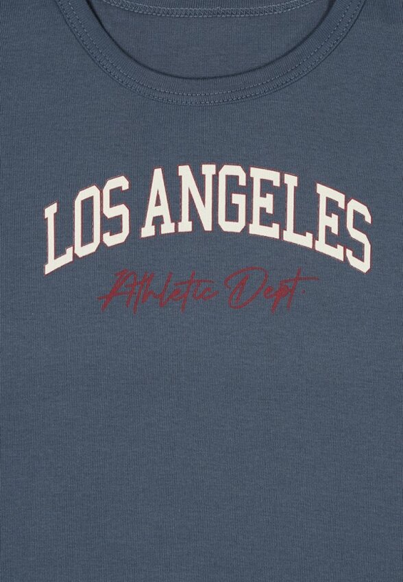 Лонгслив Апрель