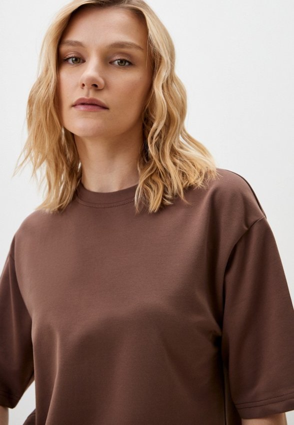 Футболка Minaku