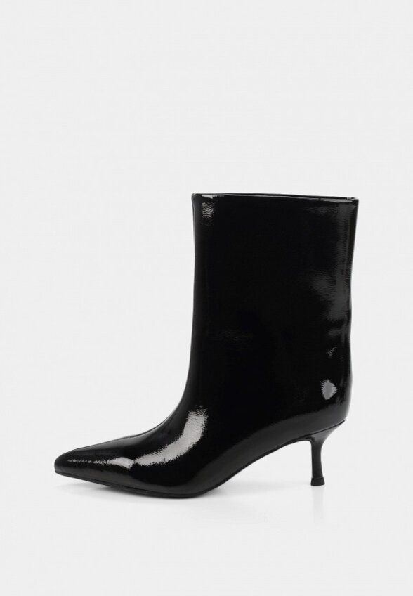 Полусапоги Araz