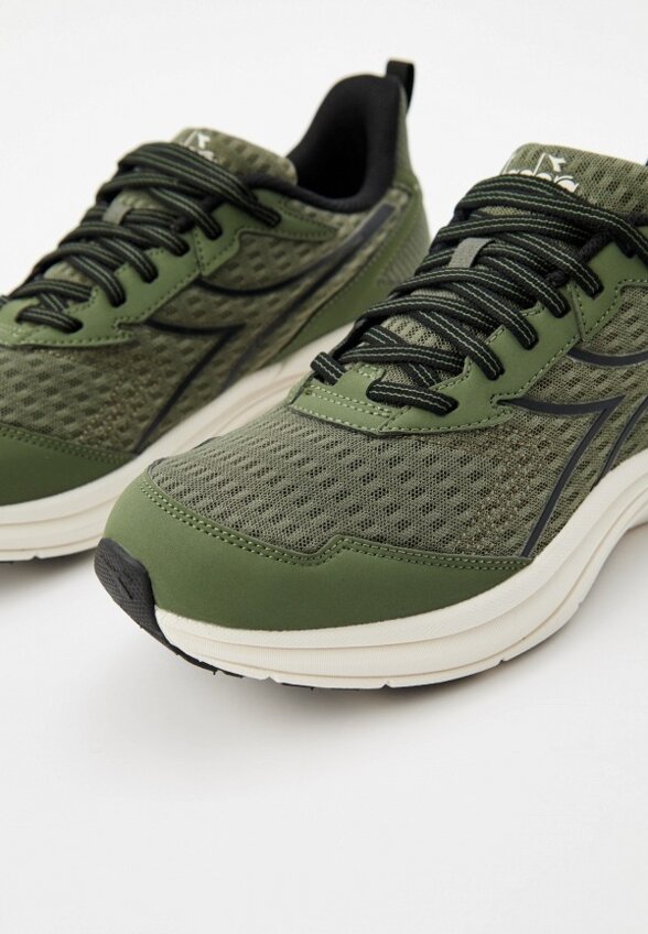 Кроссовки Diadora