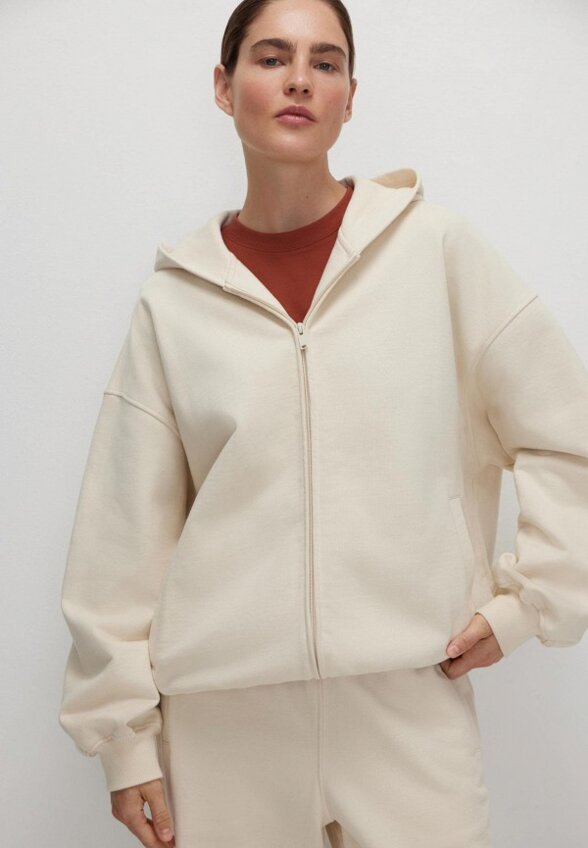 Толстовка belle you