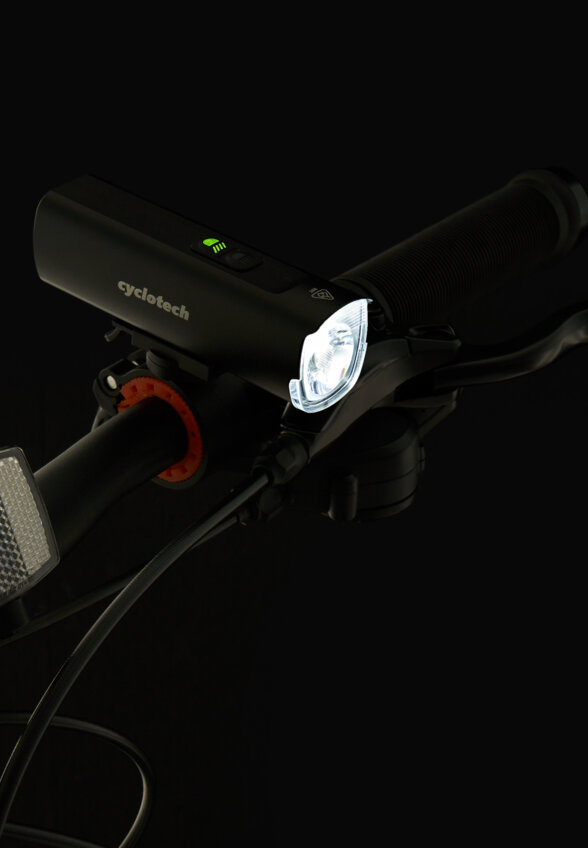 Фонарь велосипедный передний Cyclotech QL-900 R, Черный
