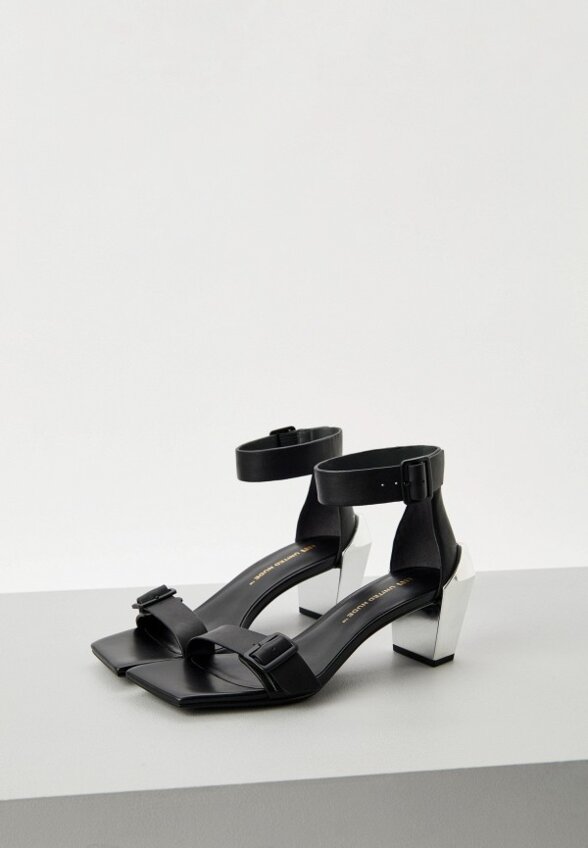 Босоножки United Nude