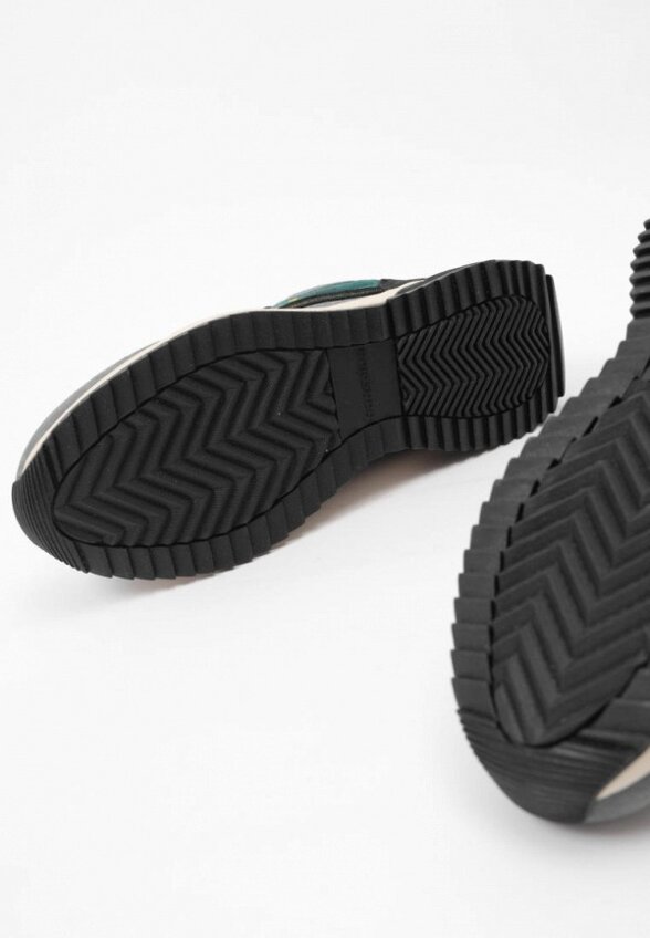 Кроссовки Baasploa