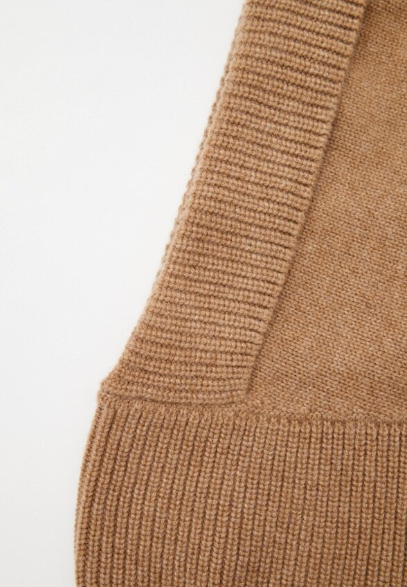 Капор Falconeri