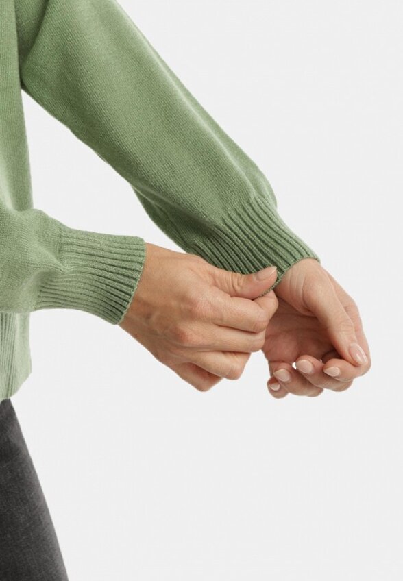 Джемпер A Passion Play