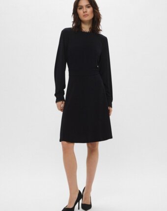 Платье H&M женщинам