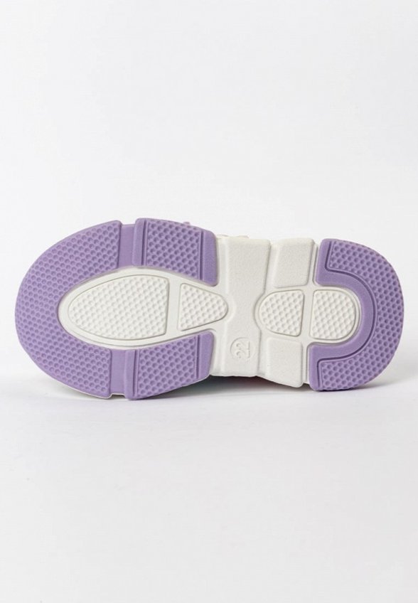 Кроссовки Tikkago